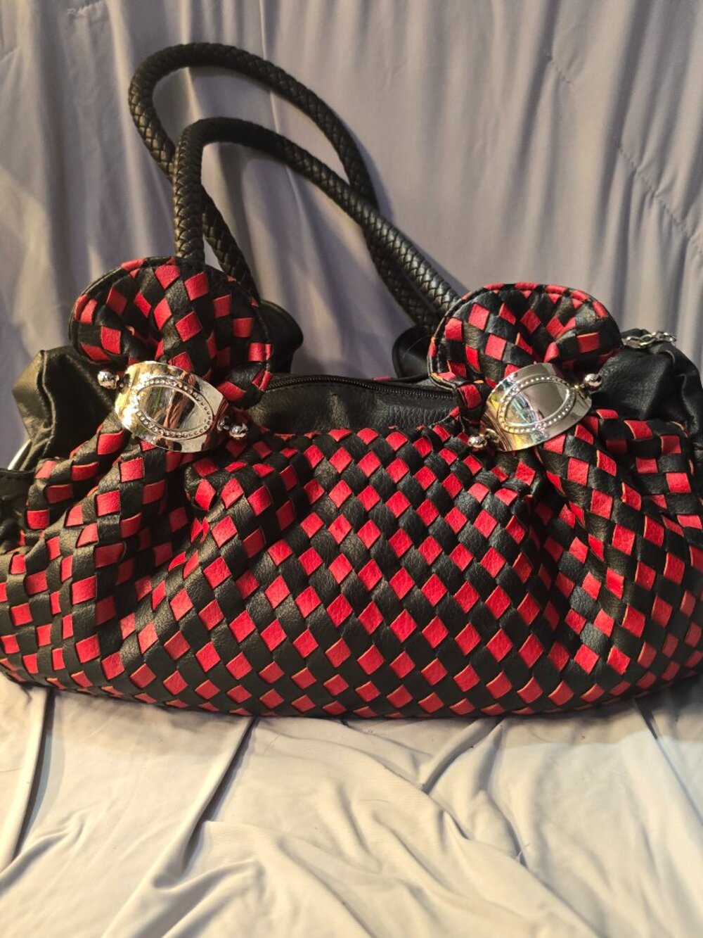 Vintage Y2K Red & Black Basketweave Hobo Bag – Faux Leather Shoulder Purse